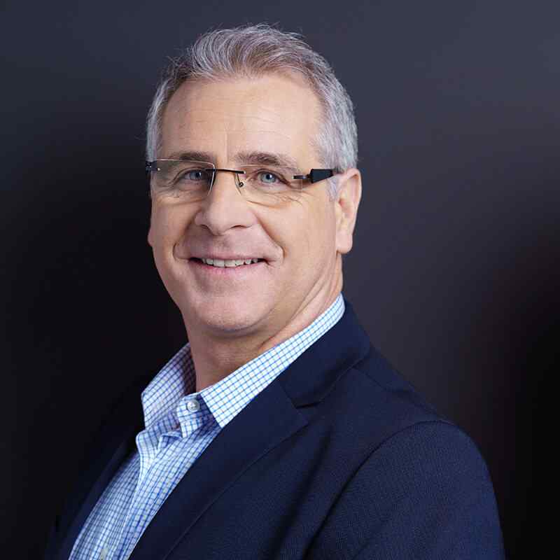 https://vuckovic-law.com/wp-content/uploads/2019/10/image_team_02.jpg